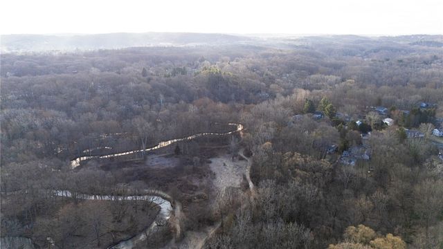 5 Sugarwood Drive, Pittsford, NY 14534