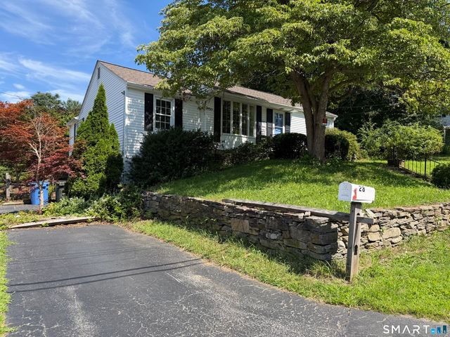 28 Gillette Road, Norwich, CT 06360