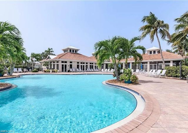 3029 Driftwood WAY 3303, Naples, FL 34109