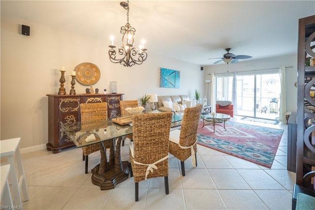 3029 Driftwood WAY 3303, Naples, FL 34109