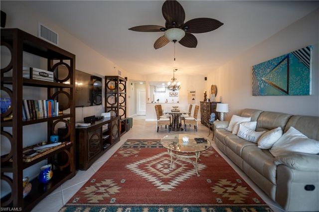3029 Driftwood WAY 3303, Naples, FL 34109
