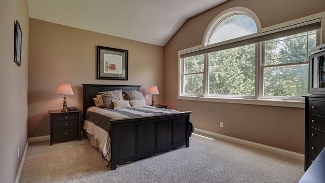 6065 SEAMANS Drive, Shorewood, MN 55331