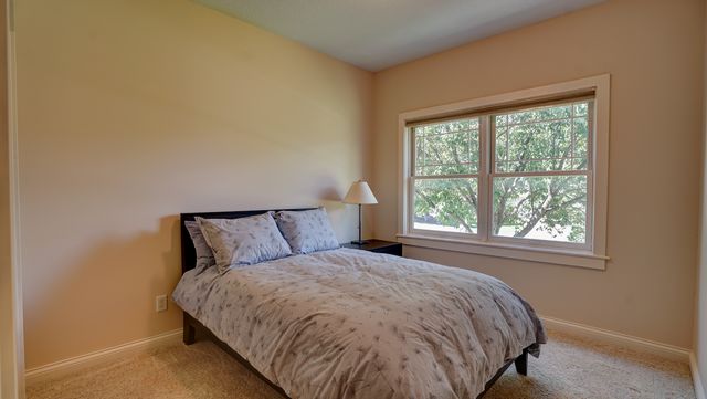 6065 SEAMANS Drive, Shorewood, MN 55331