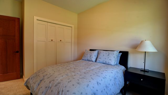 6065 SEAMANS Drive, Shorewood, MN 55331