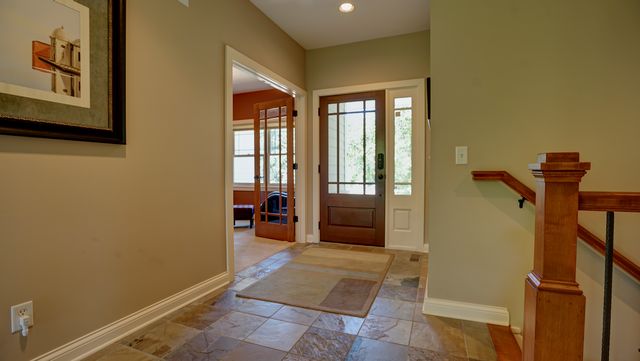 6065 SEAMANS Drive, Shorewood, MN 55331