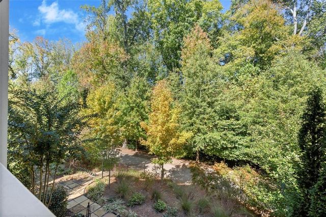 340 Banbury Crossing, Alpharetta, GA 30009