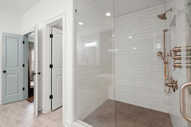 340 Banbury Crossing, Alpharetta, GA 30009