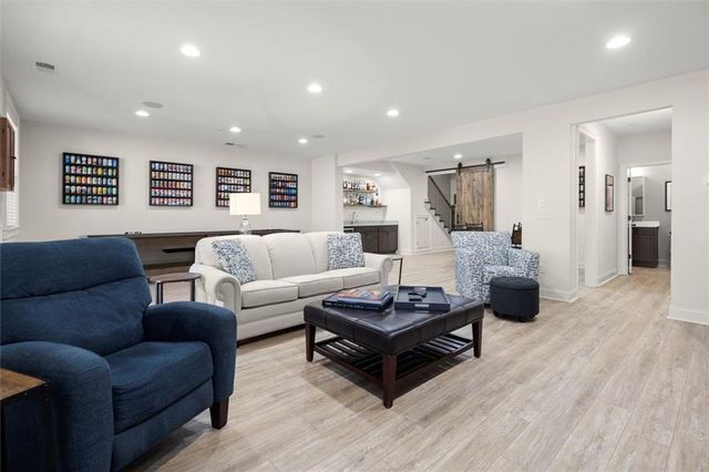 340 Banbury Crossing, Alpharetta, GA 30009