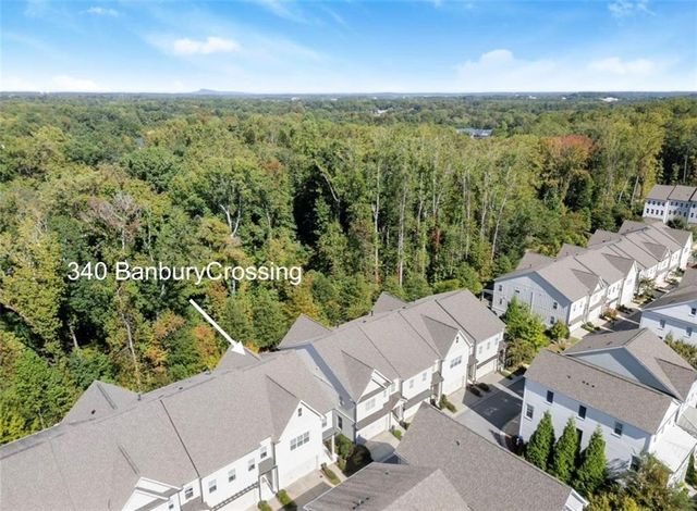 340 Banbury Crossing, Alpharetta, GA 30009