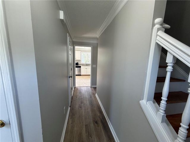 979 Sugar Crossing Lane, Sugar Hill, GA 30518