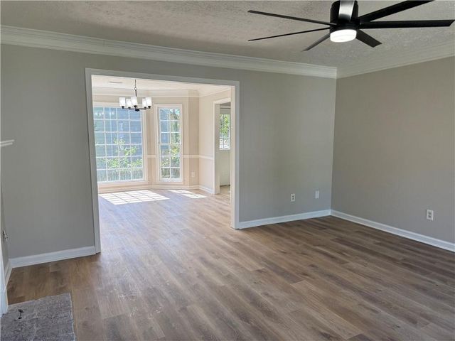 979 Sugar Crossing Lane, Sugar Hill, GA 30518