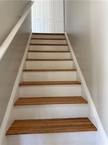 979 Sugar Crossing Lane, Sugar Hill, GA 30518