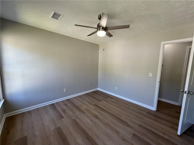 979 Sugar Crossing Lane, Sugar Hill, GA 30518