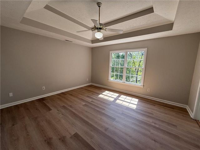 979 Sugar Crossing Lane, Sugar Hill, GA 30518