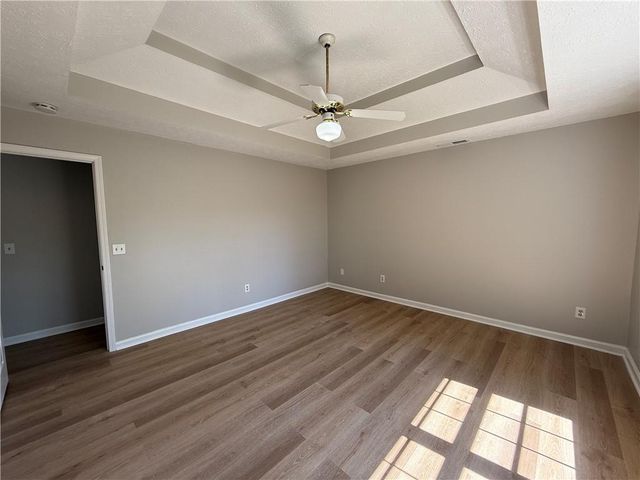 979 Sugar Crossing Lane, Sugar Hill, GA 30518