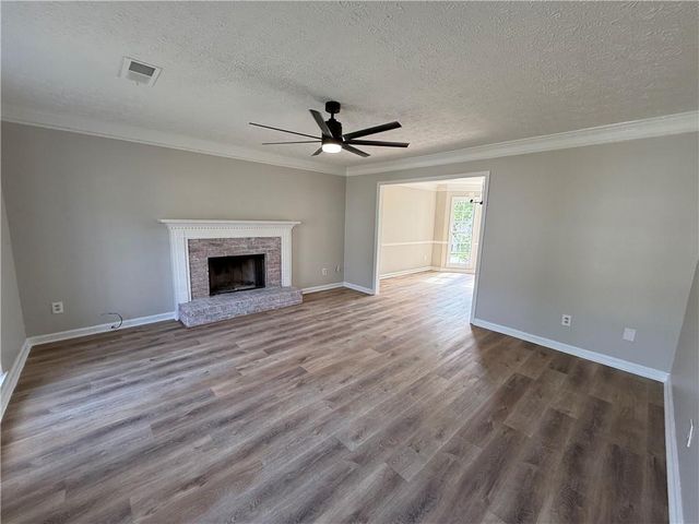 979 Sugar Crossing Lane, Sugar Hill, GA 30518