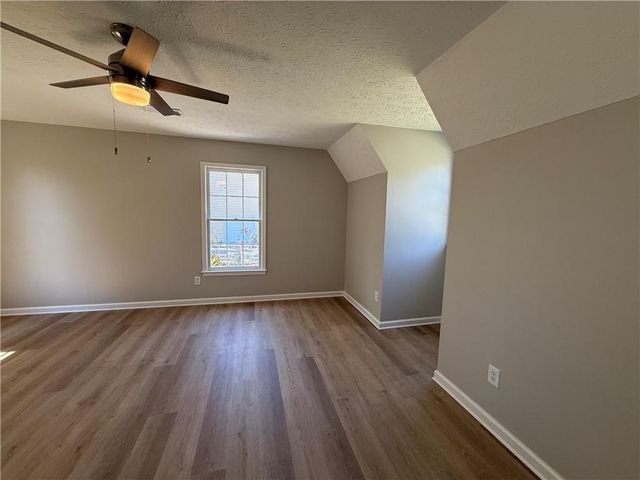 979 Sugar Crossing Lane, Sugar Hill, GA 30518