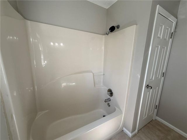 979 Sugar Crossing Lane, Sugar Hill, GA 30518