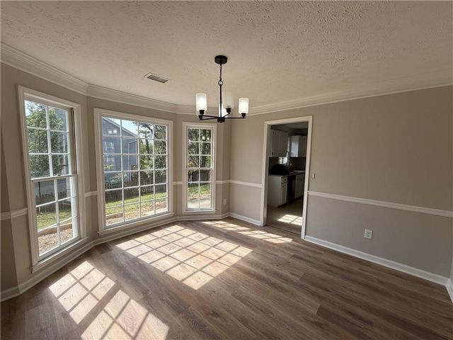 979 Sugar Crossing Lane, Sugar Hill, GA 30518