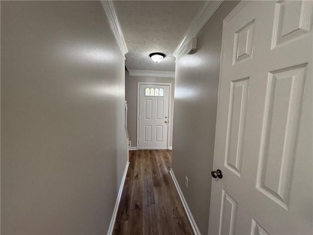 979 Sugar Crossing Lane, Sugar Hill, GA 30518