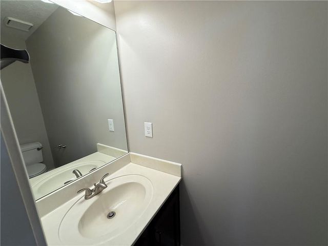 979 Sugar Crossing Lane, Sugar Hill, GA 30518