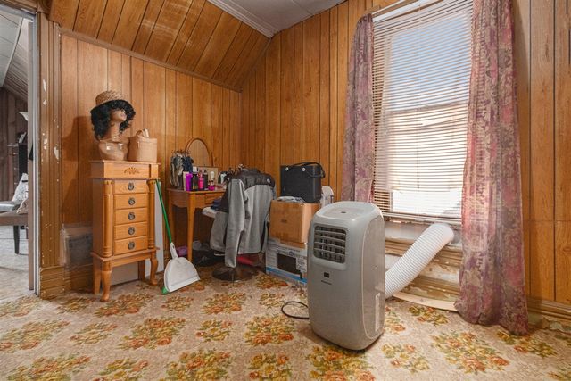 955 Colfax Avenue, Benton Harbor, MI 49022