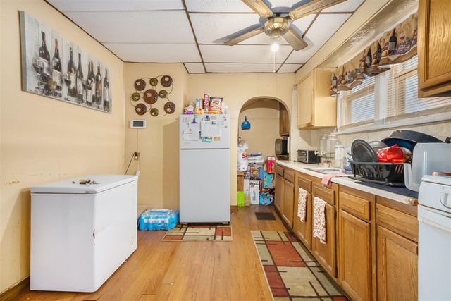 955 Colfax Avenue, Benton Harbor, MI 49022
