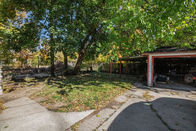 955 Colfax Avenue, Benton Harbor, MI 49022