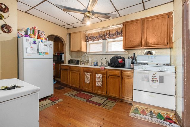 955 Colfax Avenue, Benton Harbor, MI 49022