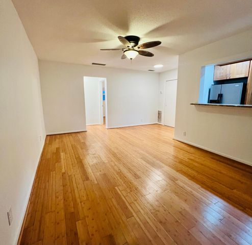 2404 NE 33rd Avenue 12, Fort Lauderdale, FL 33305