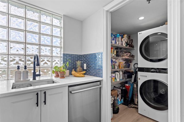 1650 N Coral Way 701, Miami, FL 33145