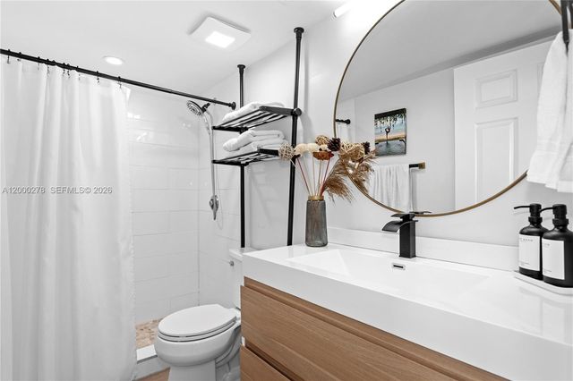 1650 N Coral Way 701, Miami, FL 33145