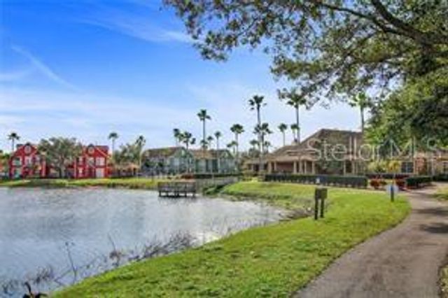 9832 LAKE CHASE ISLAND WAY, Tampa, FL 33626