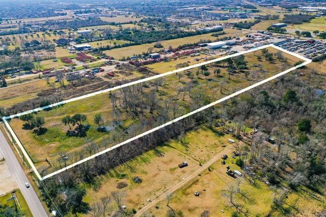 5223 Barkaloo Road, Baytown, TX 77521