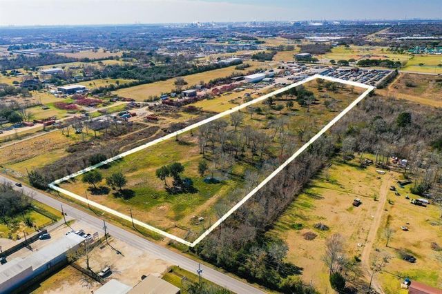 5223 Barkaloo Road, Baytown, TX 77521