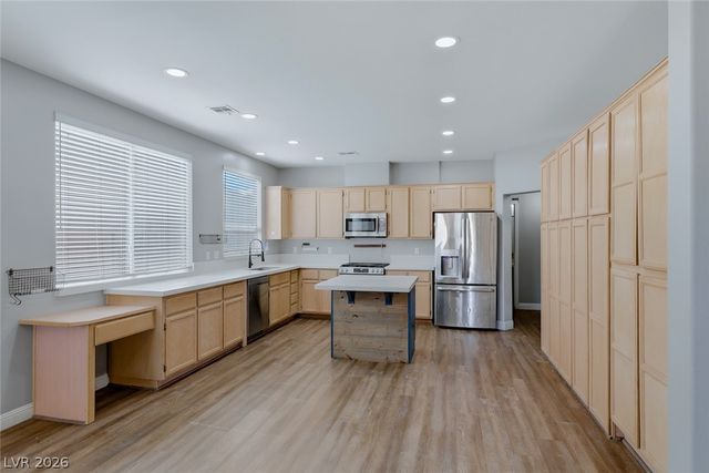 208 Sassafras Court, Henderson, NV 89074