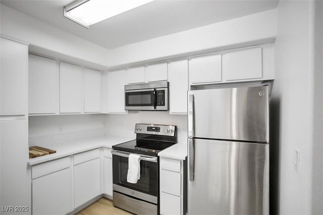 2300 East Silverado Ranch Boulevard 2084, Las Vegas, NV 89183