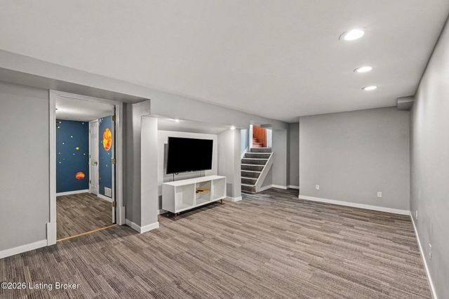 2608 Colin Ave, Louisville, KY 40217