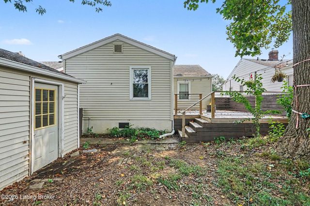 2608 Colin Ave, Louisville, KY 40217