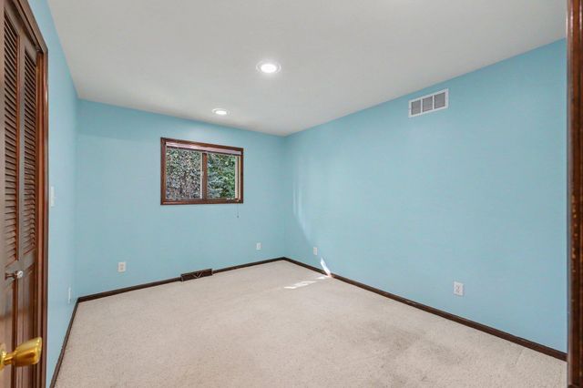 24635 Power Road, Farmington Hills, MI 48336