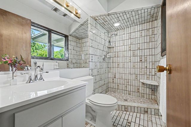 24635 Power Road, Farmington Hills, MI 48336