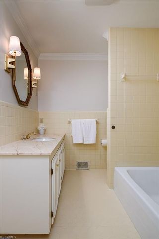 317 S Main Street, Kernersville, NC 27284