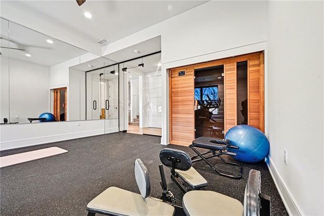 15703 DD Highway, Smithville, MO 64089