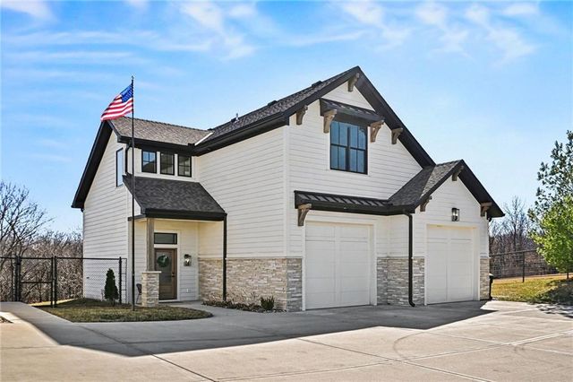 15703 DD Highway, Smithville, MO 64089