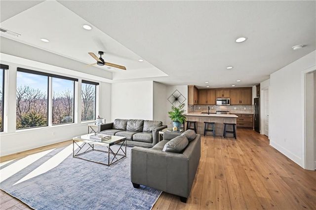 15703 DD Highway, Smithville, MO 64089