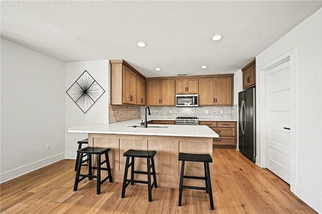 15703 DD Highway, Smithville, MO 64089