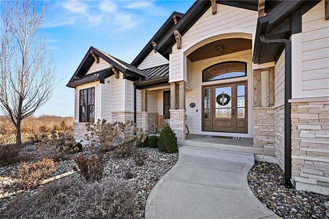 15703 DD Highway, Smithville, MO 64089