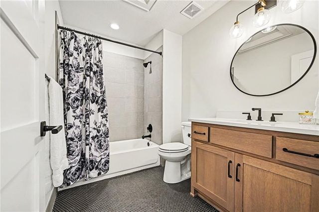 15703 DD Highway, Smithville, MO 64089