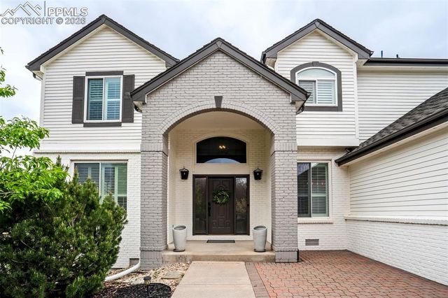 327 Ingleton Court, Castle Pines, CO 80108