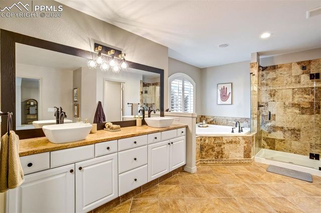 327 Ingleton Court, Castle Pines, CO 80108